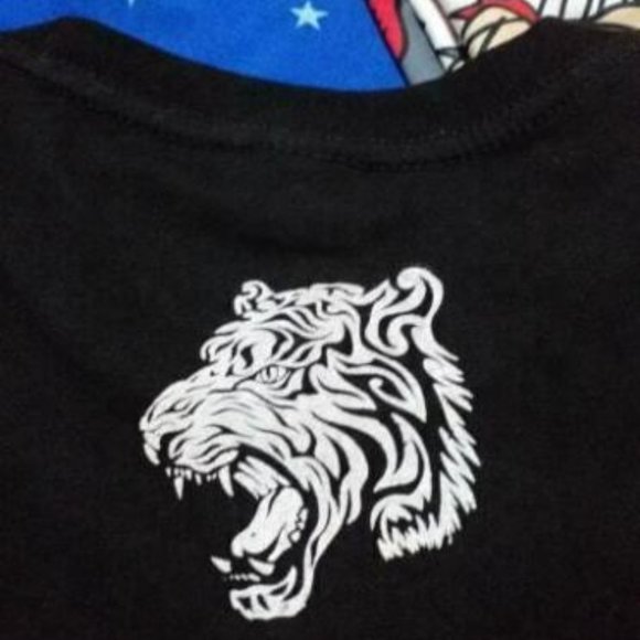 TIGER Glow in the Dark Blacklight colorful T-shirt - Picture 4 of 5